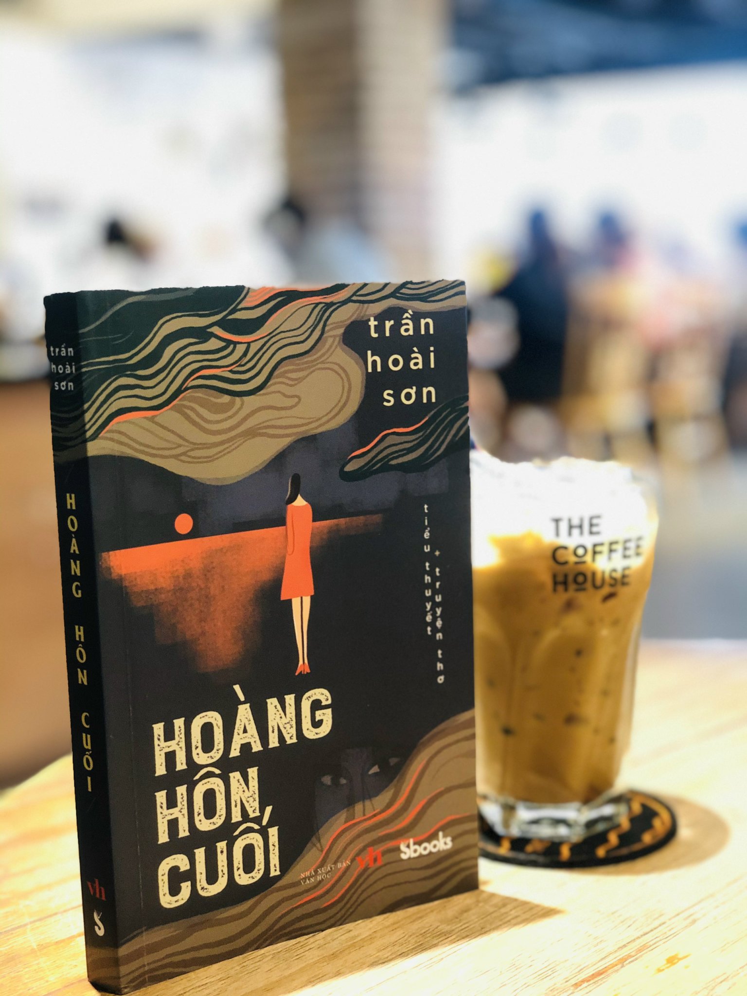 Sách - Hoàng Hôn Cuối - SBOOKS