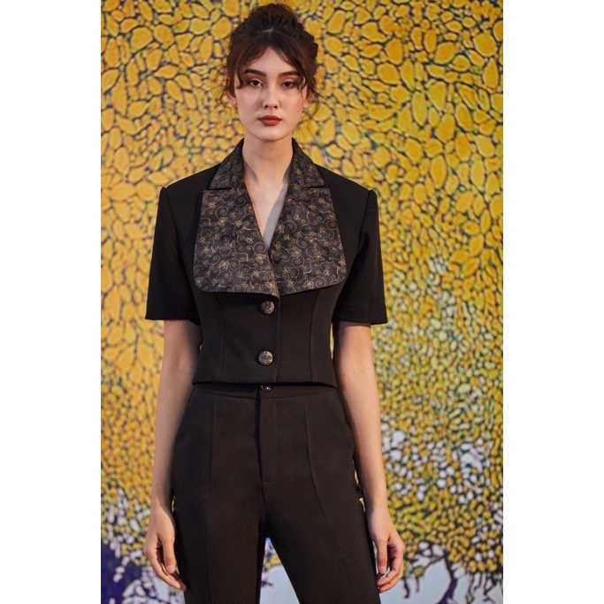 Primrose Blazer- Áo Blazer Ve Cổ To Lạ Mắt