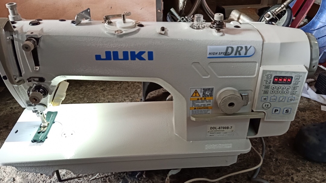 1 Lít Dầu Máy May Công Nghiệp