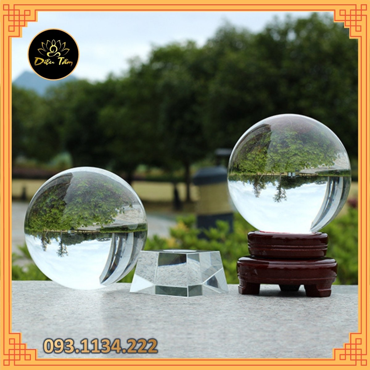 Sphere feng shui crystal white in