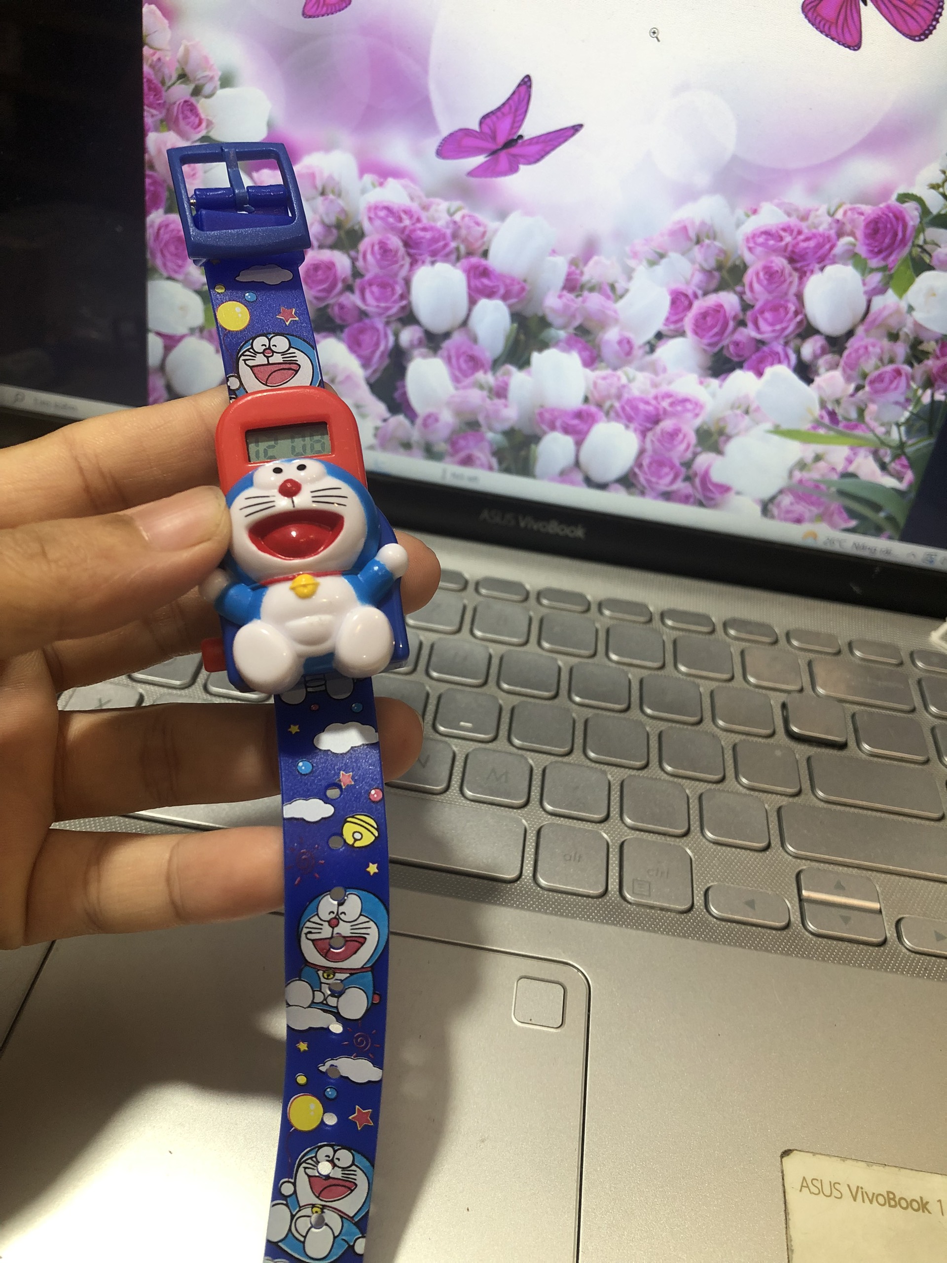 Đồng hồ hình doremon cho bé siêu cưng