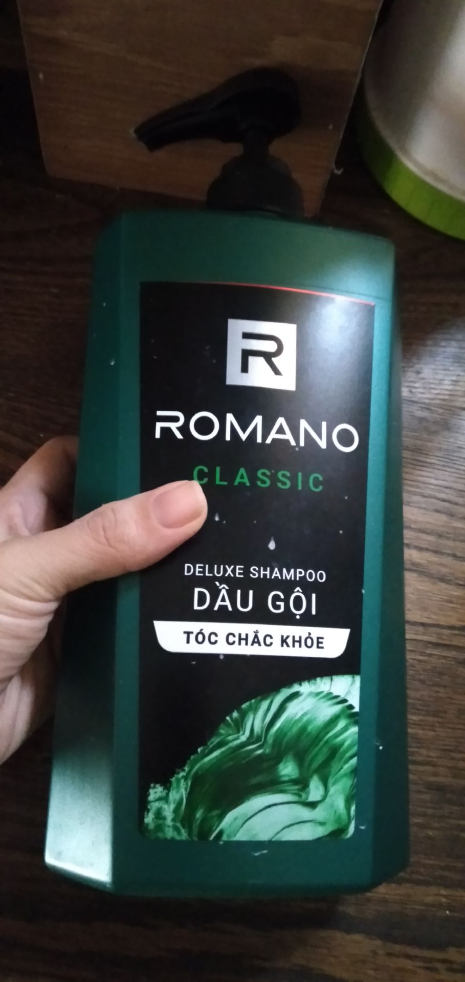 [ Hàng xả kho ] Dầu gội Romano Classic (900g)
