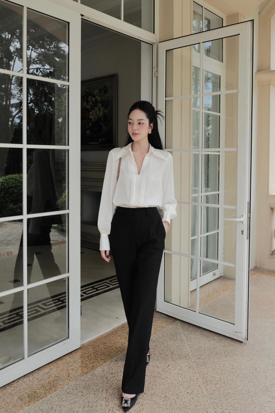 Áo sơ mi lụa cổ V HUONG BOUTIQUE BSSM35