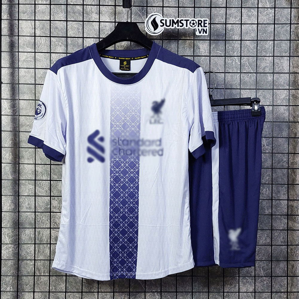 Đồ thể thao bóng đá đẹp - áo clb liverpool trắng sọc 2022