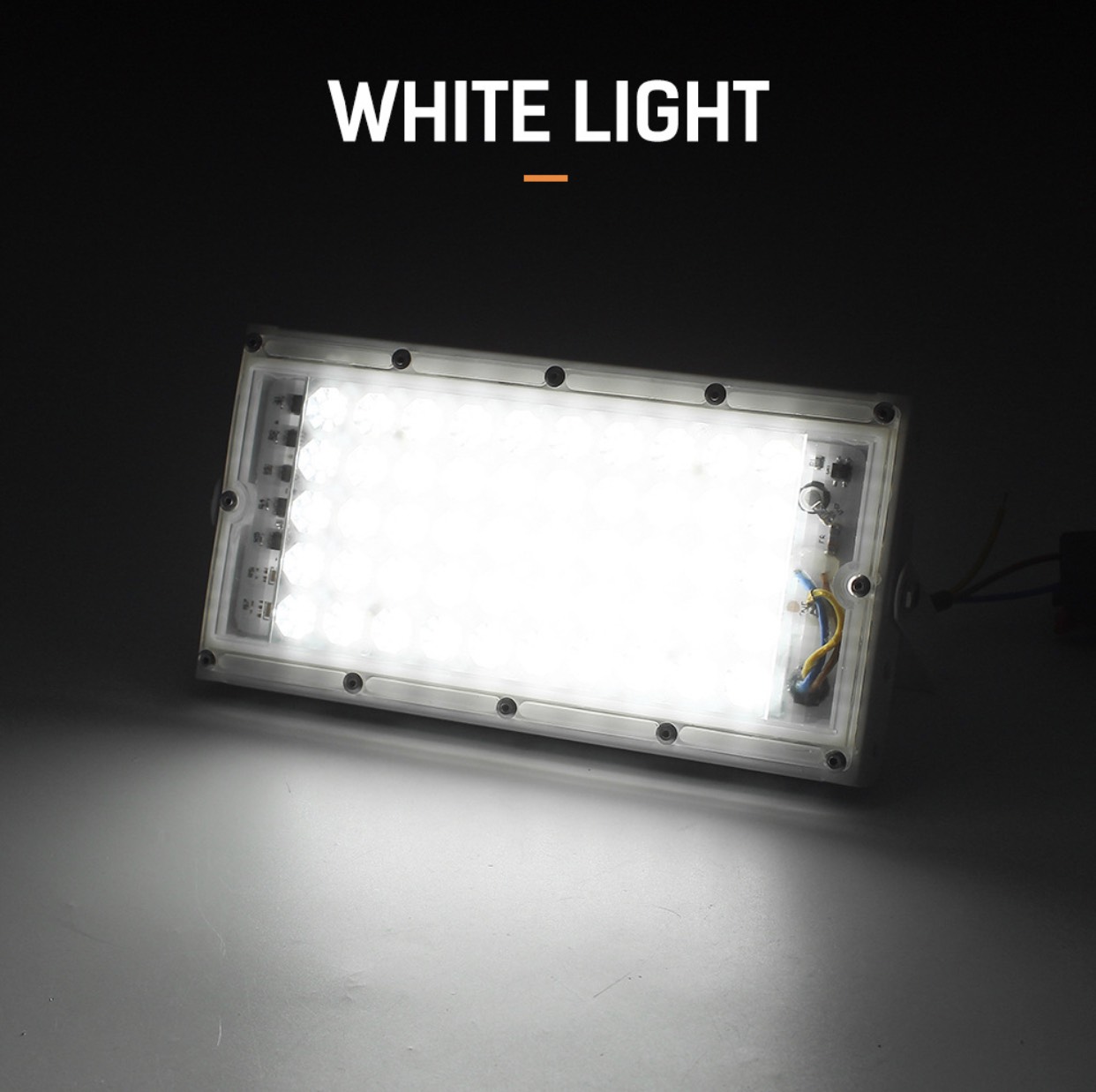 Đèn Led Pha 50W 12V IP66 Sáng Trắng