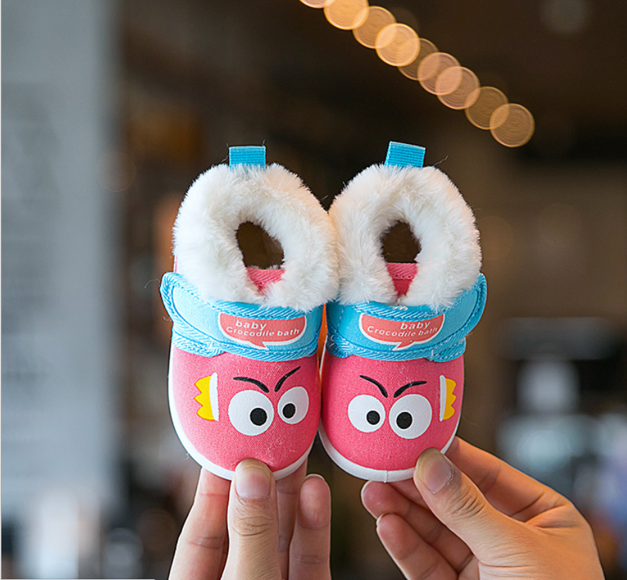 Giày mang ấm chân cho bé. Giày đẹp cho bé tập đi. Giày cho bé 6-36 tháng. My Little Boss