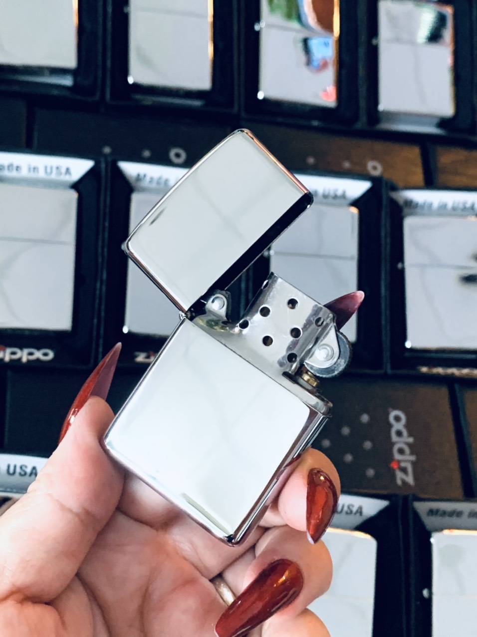 Bật Lửa Zippo USA Trơn