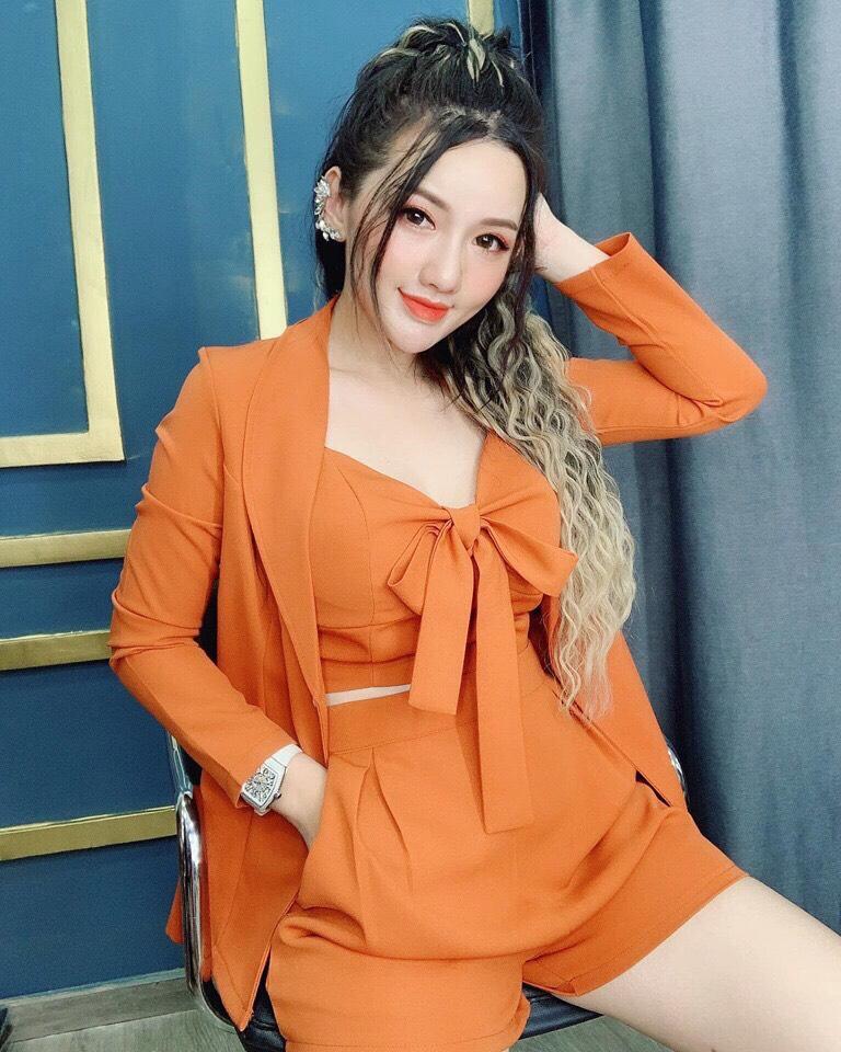 Sét bộ 3 món kèm áo khoác tay dài cát hàn-QH