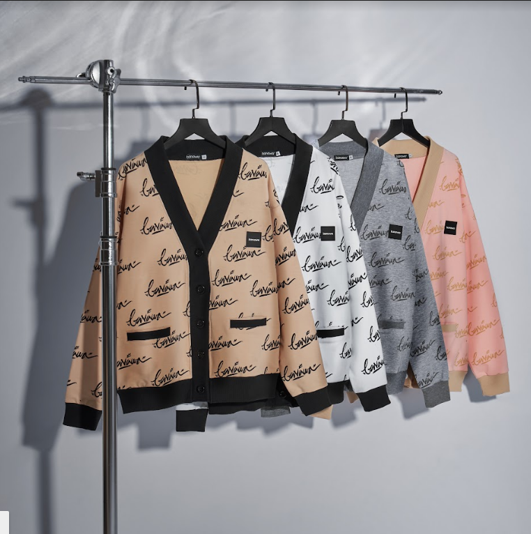 Top 15 mẫu áo khoác nỉ local brand cho chàng siêu ấm trong mùa đông lạnh