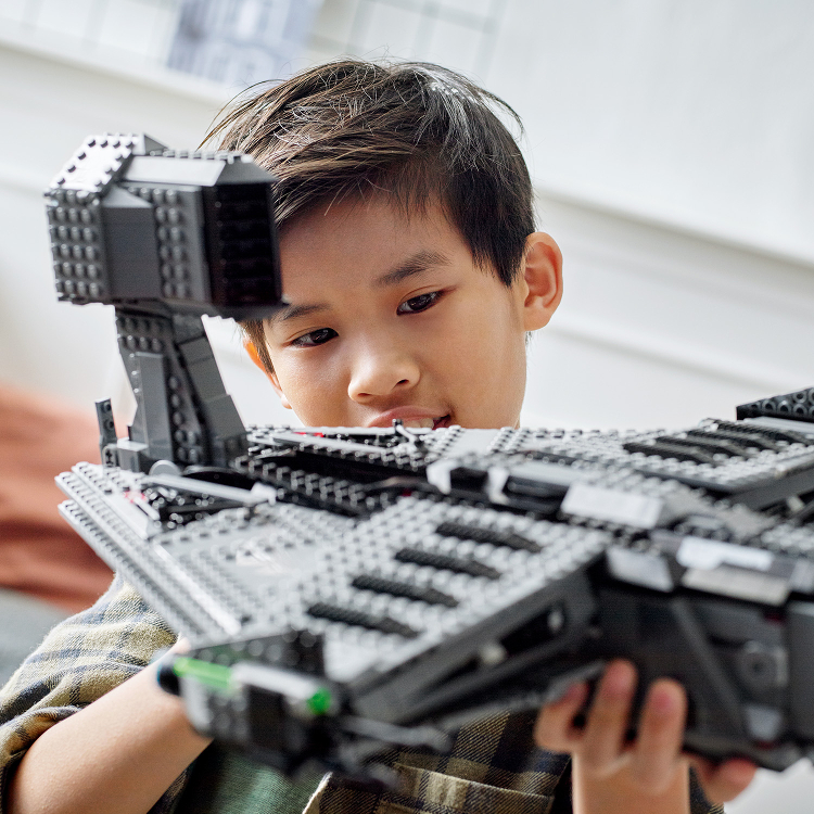 [ĐỘC QUYỀN LAZADA] LEGO Star Wars Đồ Chơi Lắp Ráp 75323 Phi Thuyền Justifier (1022 chi tiết)