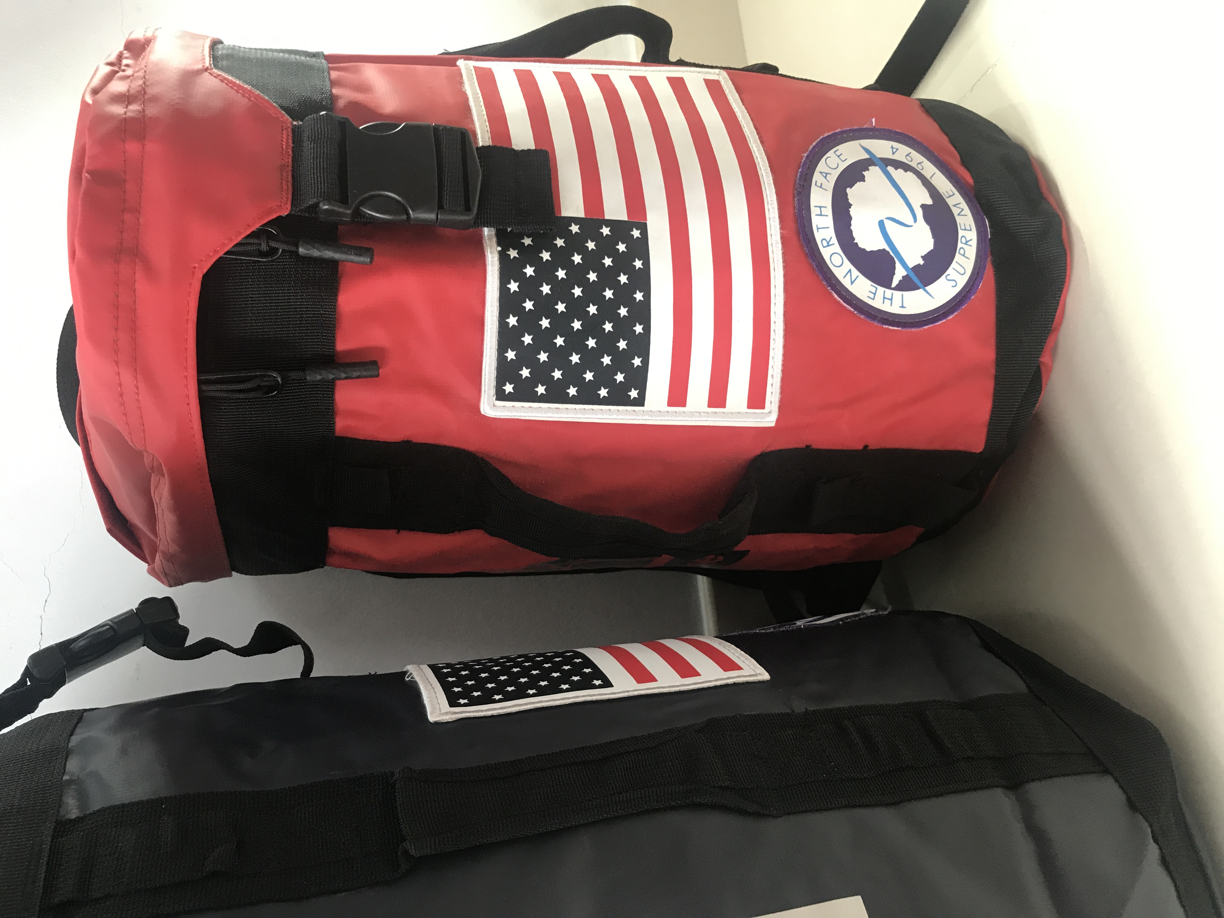 Balo Supreme x The North Face Big Haul