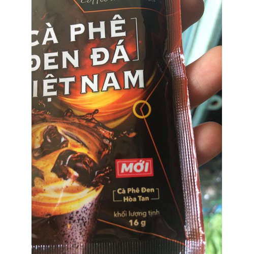 Cà phê hòa tan WAKE UP đen đá 560g (35 gói x 16g). Date 08.2022