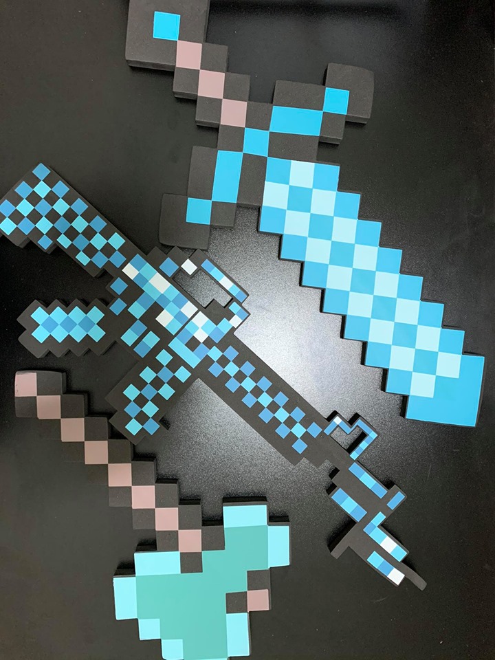 Rìu Minecraft Diamond