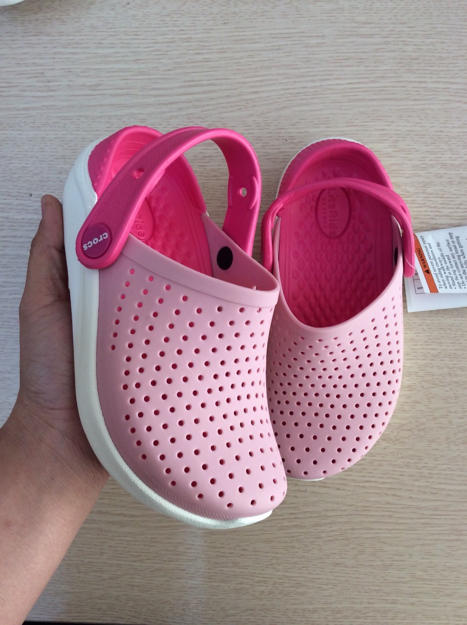 DÉP SỤC CROCS-LITERIDE TRẺ EM- MÀU HỒNG PHẤN
