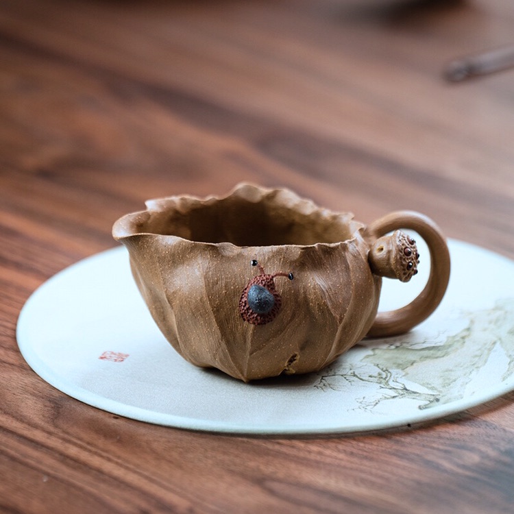 Tống trà Tử Sa Hạ Điệp Công Đáo bôi 180ml.