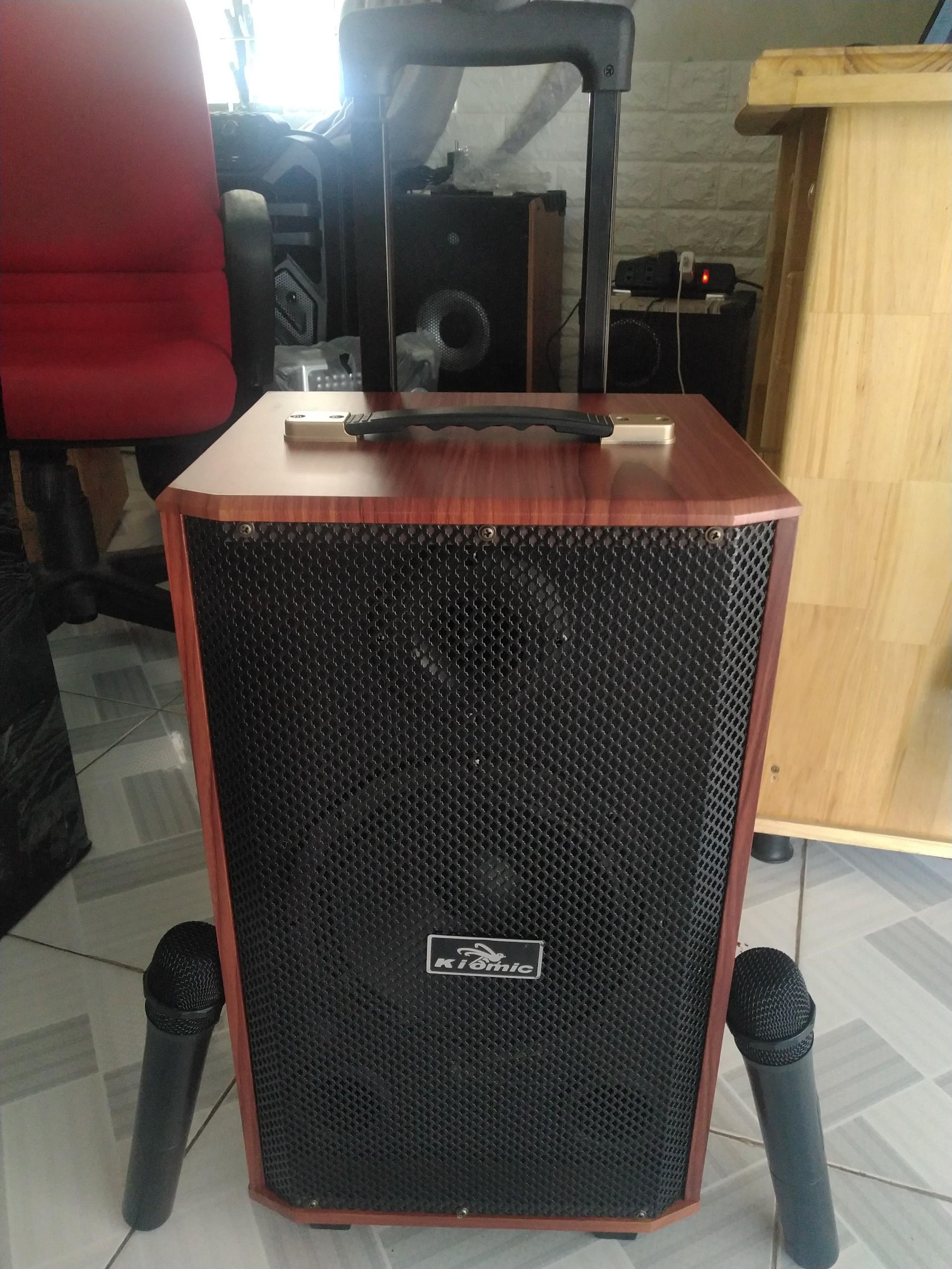 [HCM]Loa kéo Kiomic k88 thùng gỗtặng 2 mic không dây