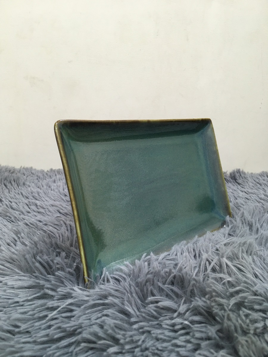 DĨA CHỮ NHẬT 25X15 CM