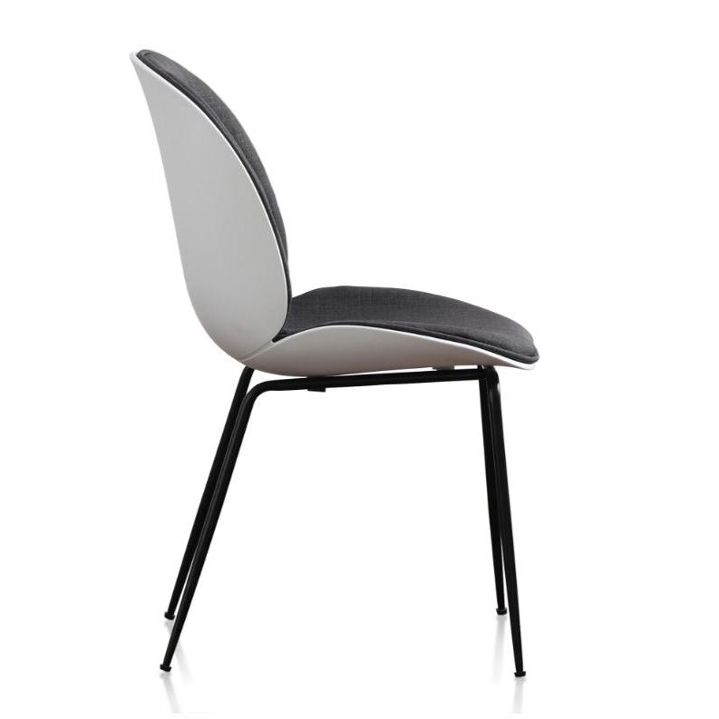 Ghế cafe nhựa bọc nệm chân sắt Beetle PP50