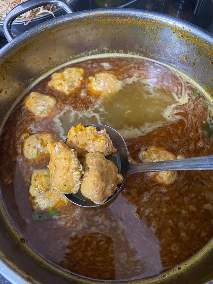 Nước cốt bún bò Huế Đỉnh Gia