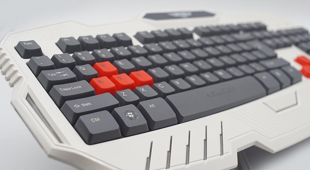 Bàn Phím máy tính có dây Newmen KB810 cổng PS2