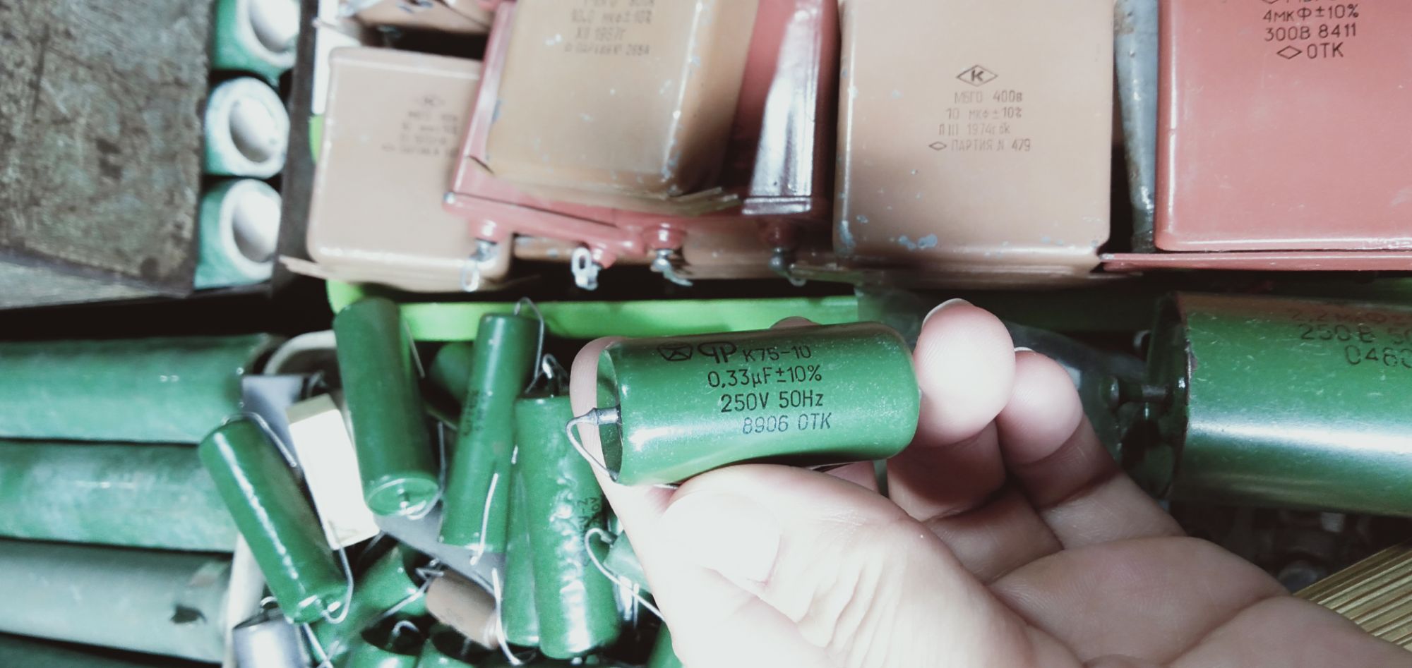 Tụ Nga 0.33uf 250v