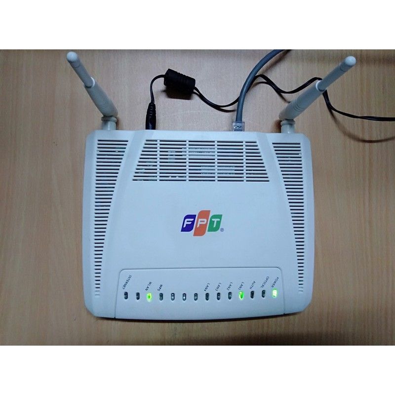Modem Phát WIFI quang G-93GR1 2 râu và 4 cổng LAN
