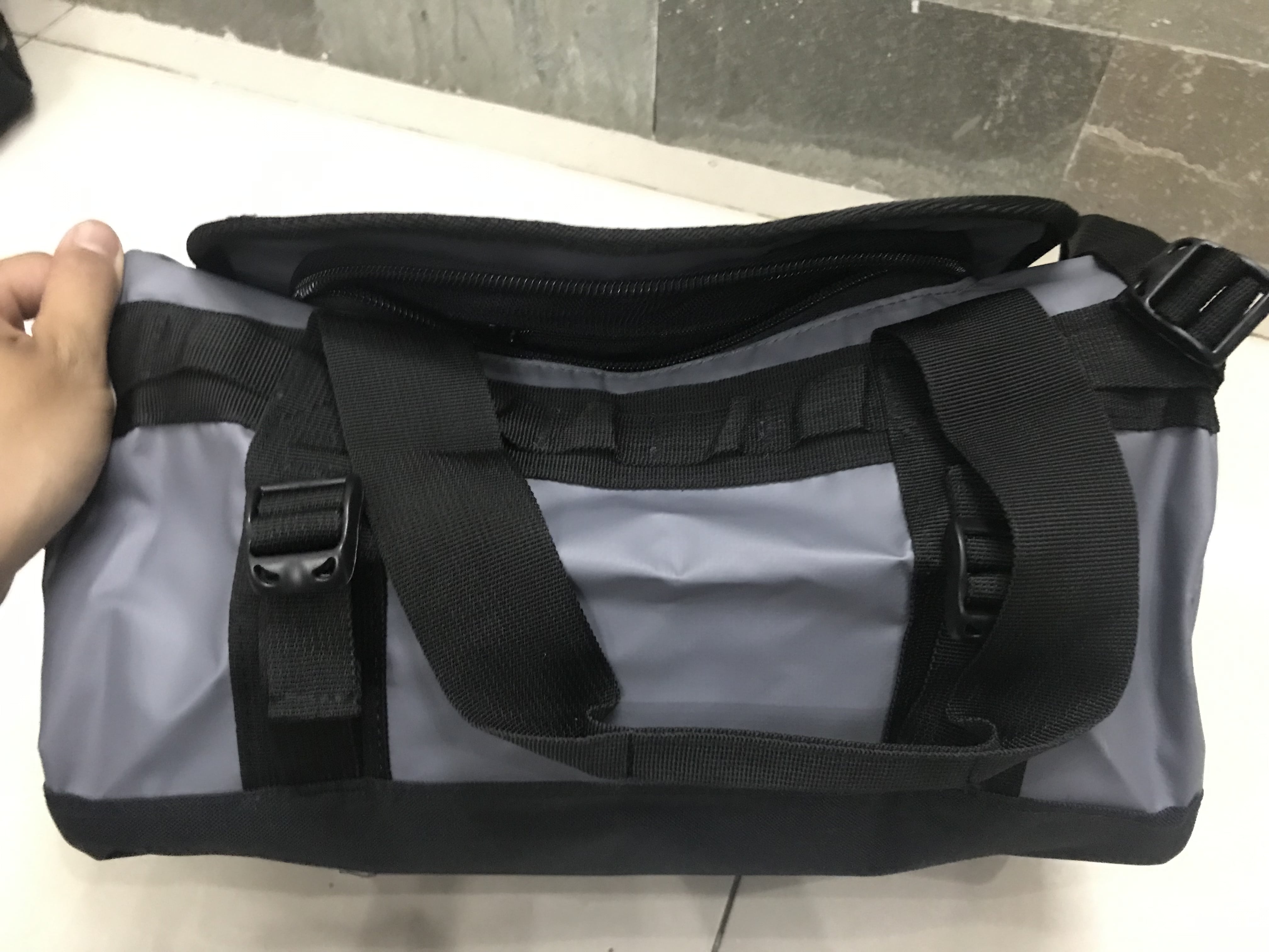 Túi The North Face Base Camp Duffel size S