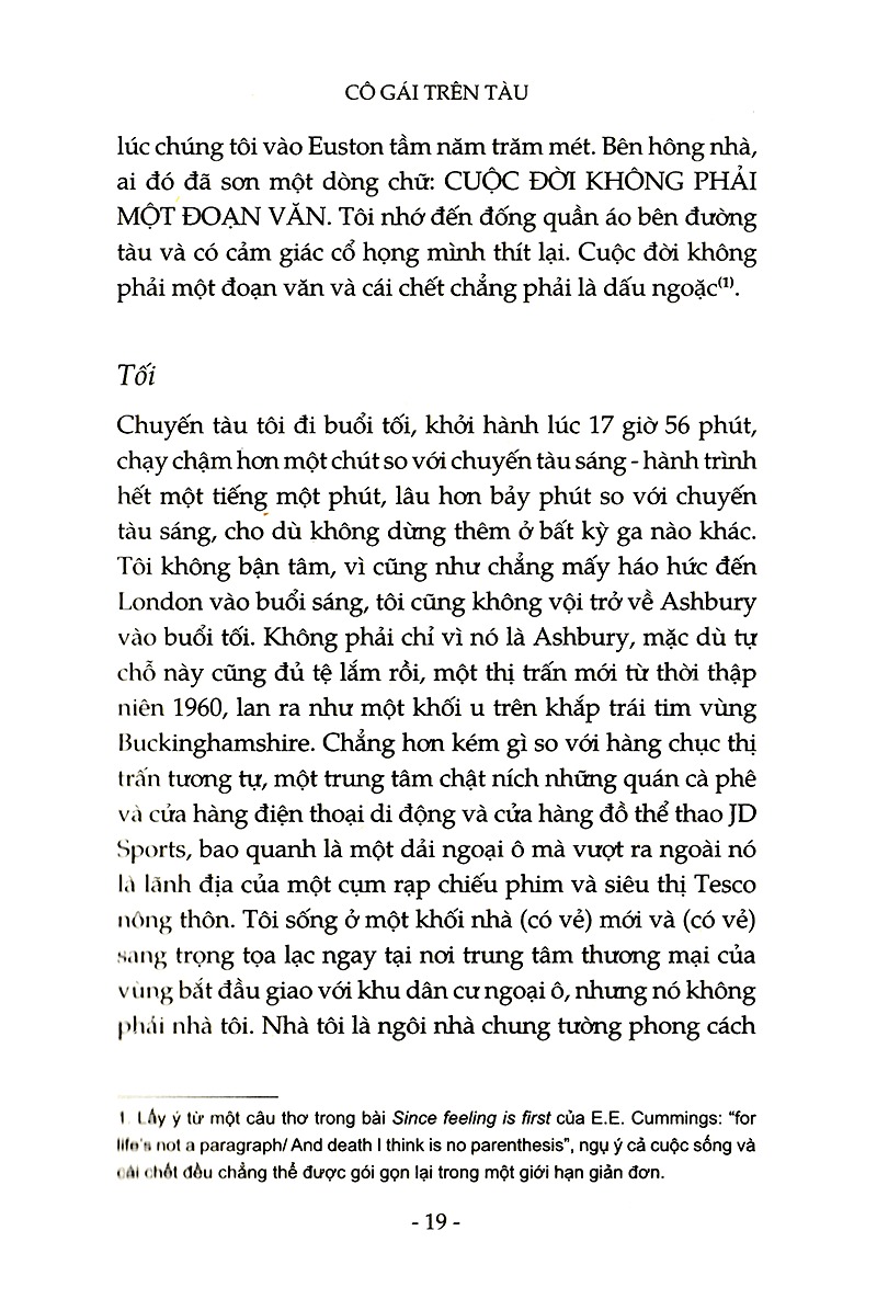 Fahasa - Cô Gái Trên Tàu (Tái Bản 2018)