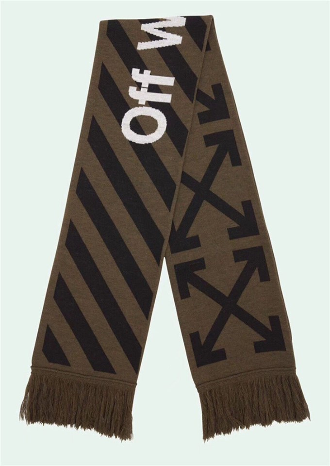 Khăn len Off White
