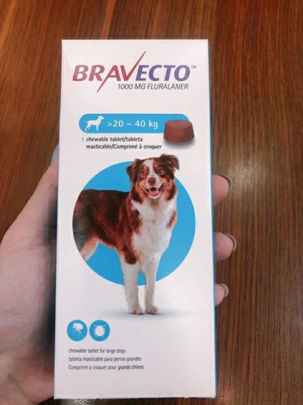 BRAVECTO- dành cho chó 20-40kg