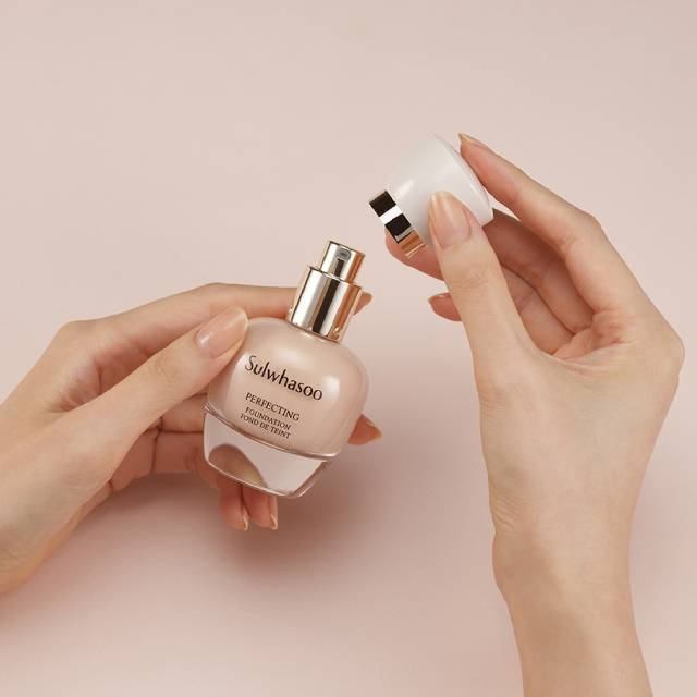 Kem Nền Sulwhasoo Perfecting Foundation Glow 35ml
