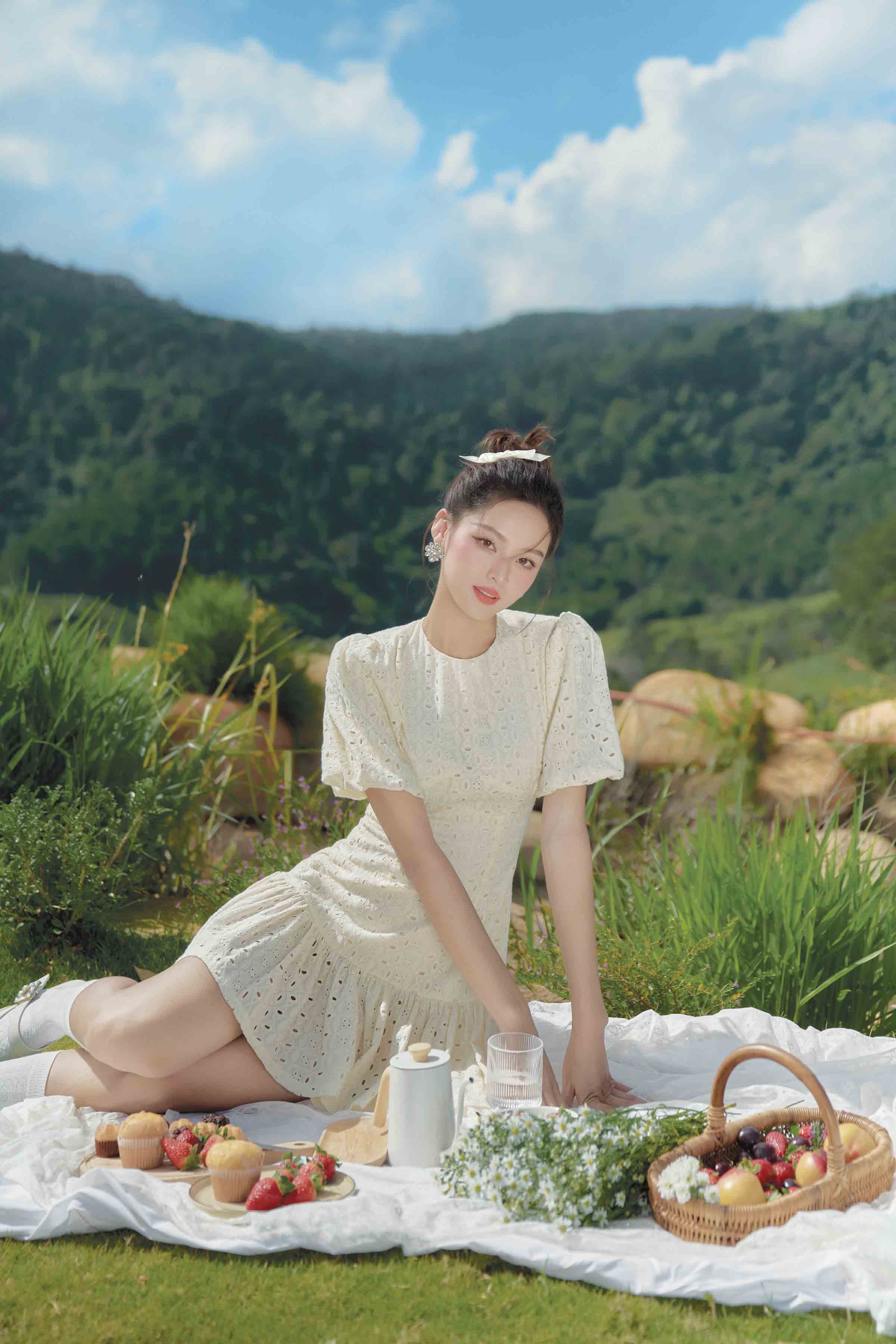 CÉLESTE - Váy hở lưng Audrey Dress