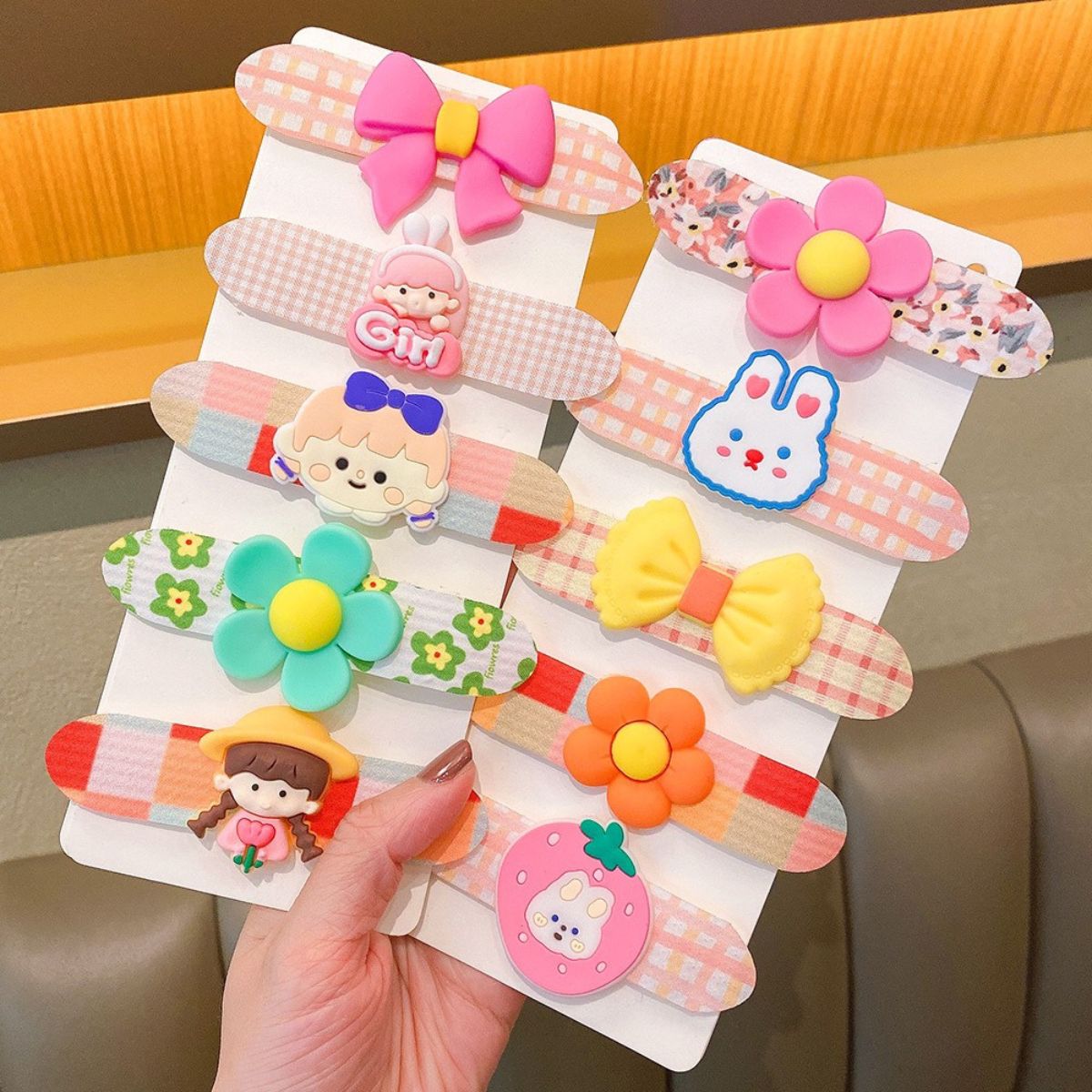 Set miếng dán mái tóc có sticker dễ thương