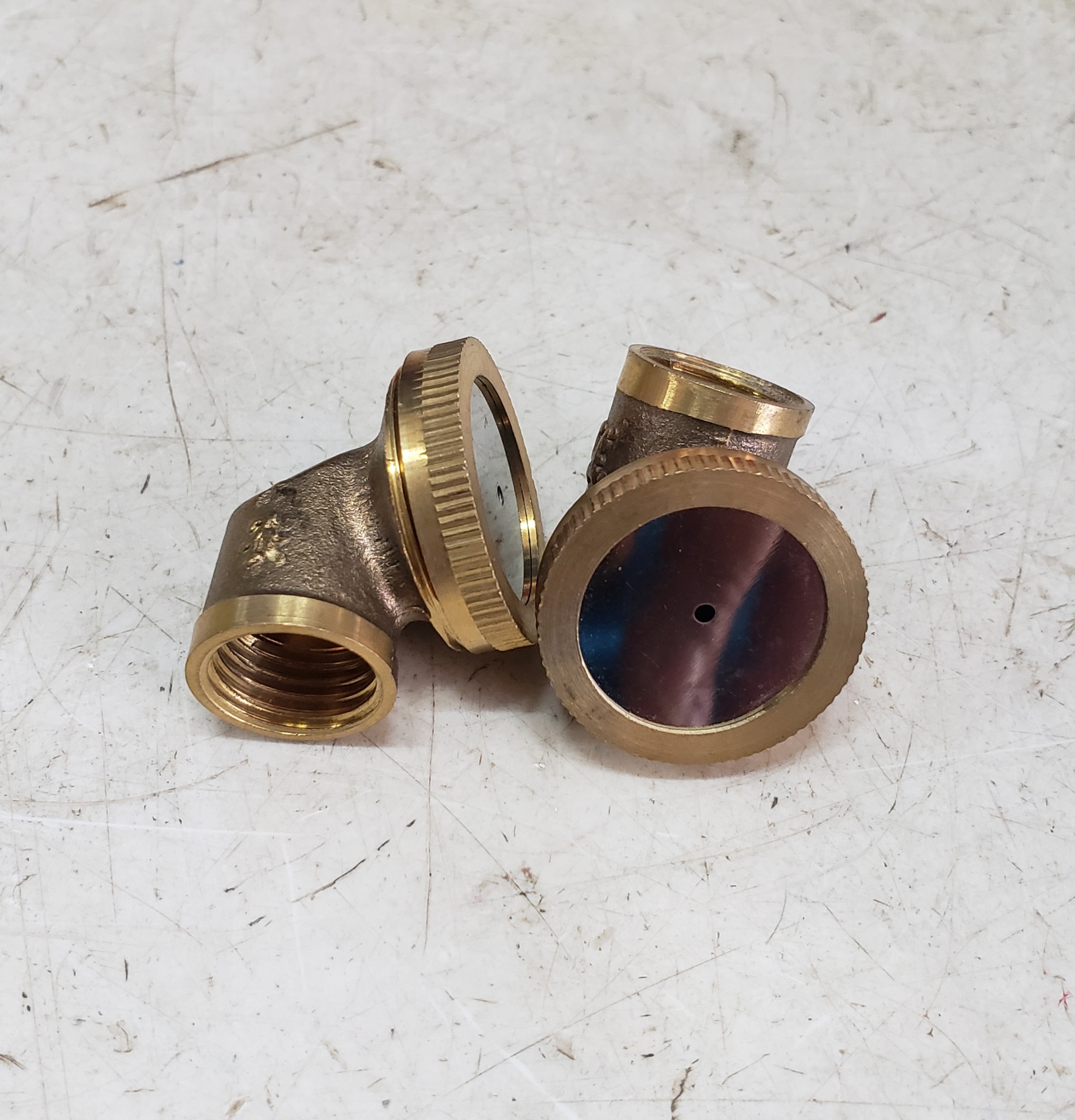 Béc phun thuốc trừ sâu 1 đầu cong 90 độ - lớn