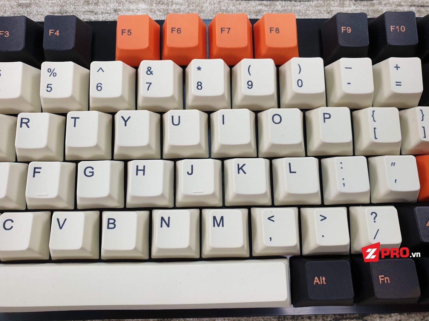 Bộ Keycap PBT CARBON Dye-sub 104 Phím - zpro.vn