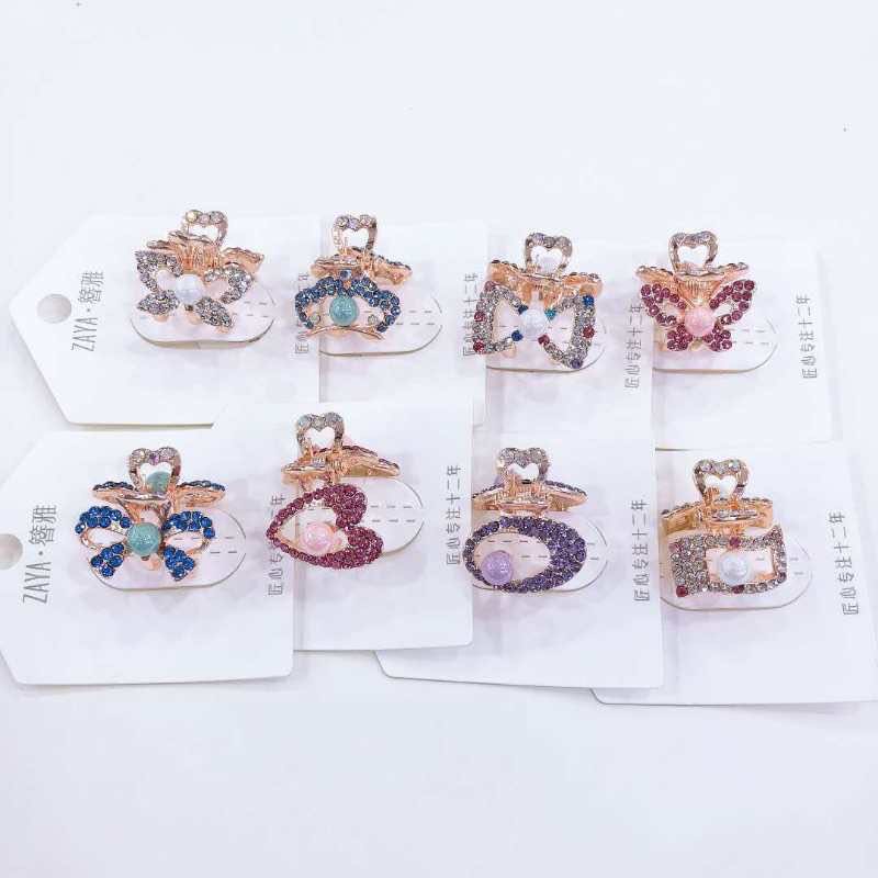 [HCM]GẤP TÓC ĐỈNH GẤP TÓC NỮA TÓC ĐÍNH ĐÁ MÀU CHO BẠN GÁIGẤP TÓC ĐỈNH GẤP TÓC NỮA TÓC ĐÍNH ĐÁ MÀU CHO BẠN GÁI