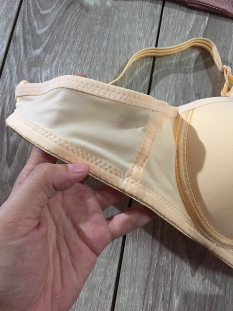 Áo ngực mút mỏng, không gọng