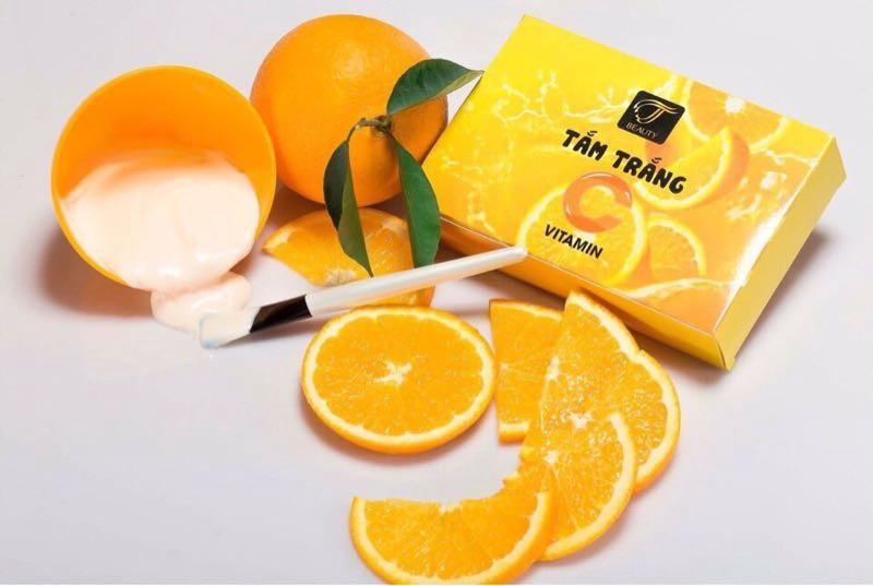 Bộ 2 chai sữa tắm trắng da Cam vitamin c