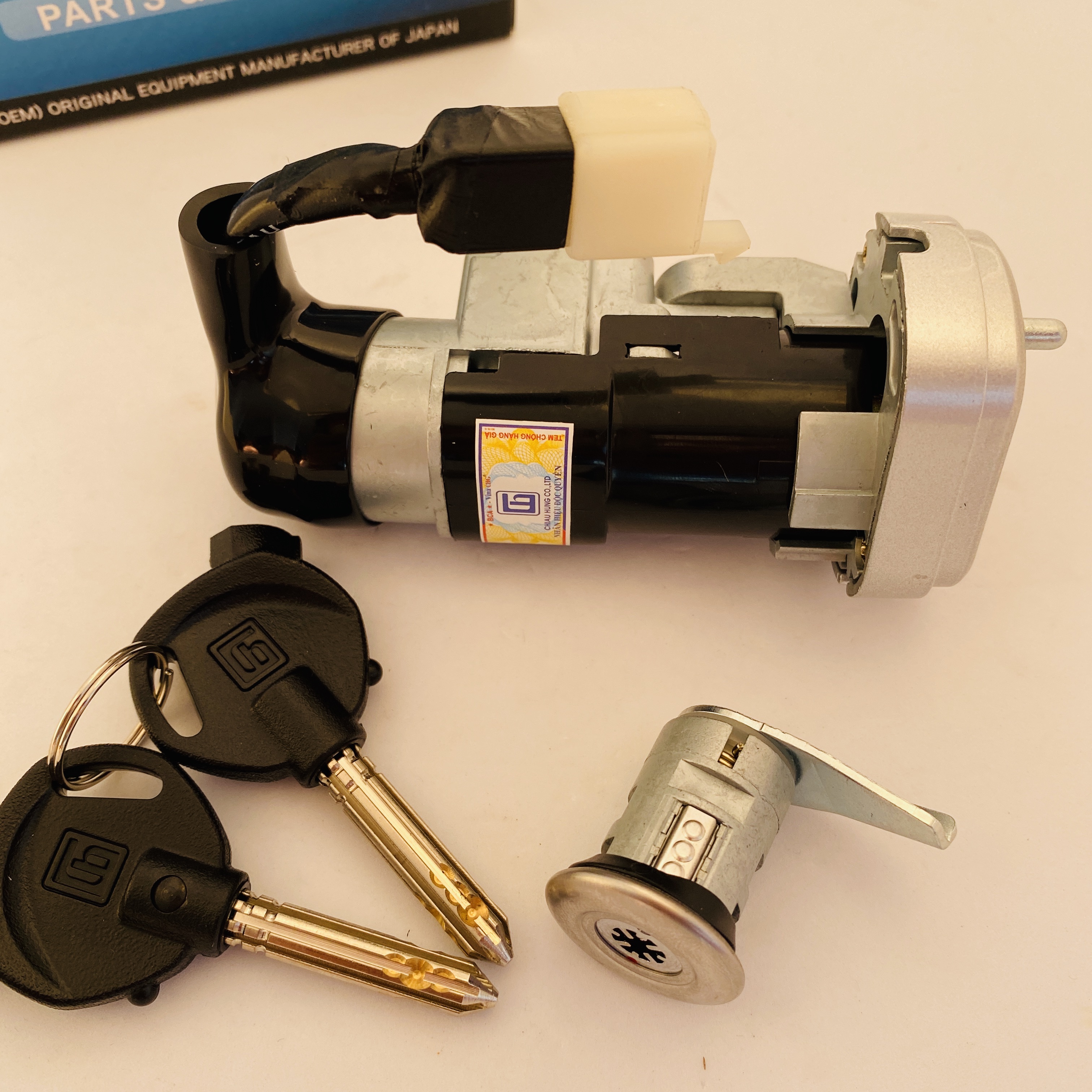 Ổ Khóa Từ 8 cạnh Honda Wave S110