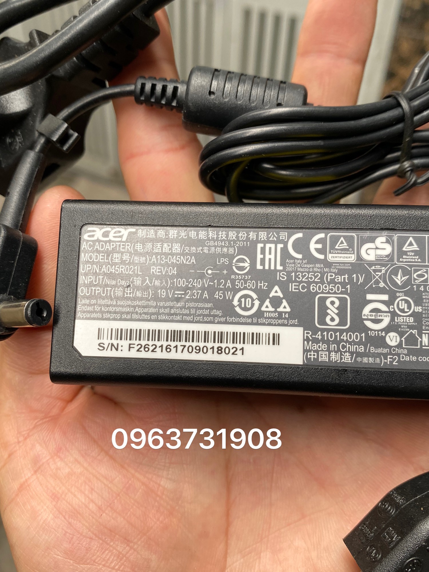 Sạc laptop Acer 19V-2.37a 45W A13-045N2A bản gốc