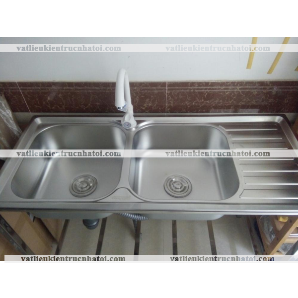 Chậu rửa bát 2 hộc 1 cánh có chân CRC2H10043