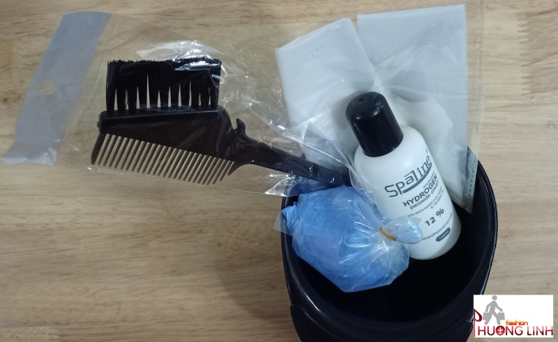 [HCM]Bộ dụng cụ bột tẩy tóc 1 chén + 1 lược nhuộm + 1 oxy 12% + 100gram bột tẩy + 2 đôi bao tay cao cấp