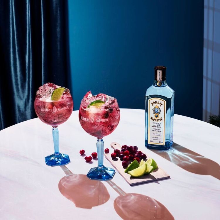 RƯỢU GIN BOMBAY SAPPHIRE