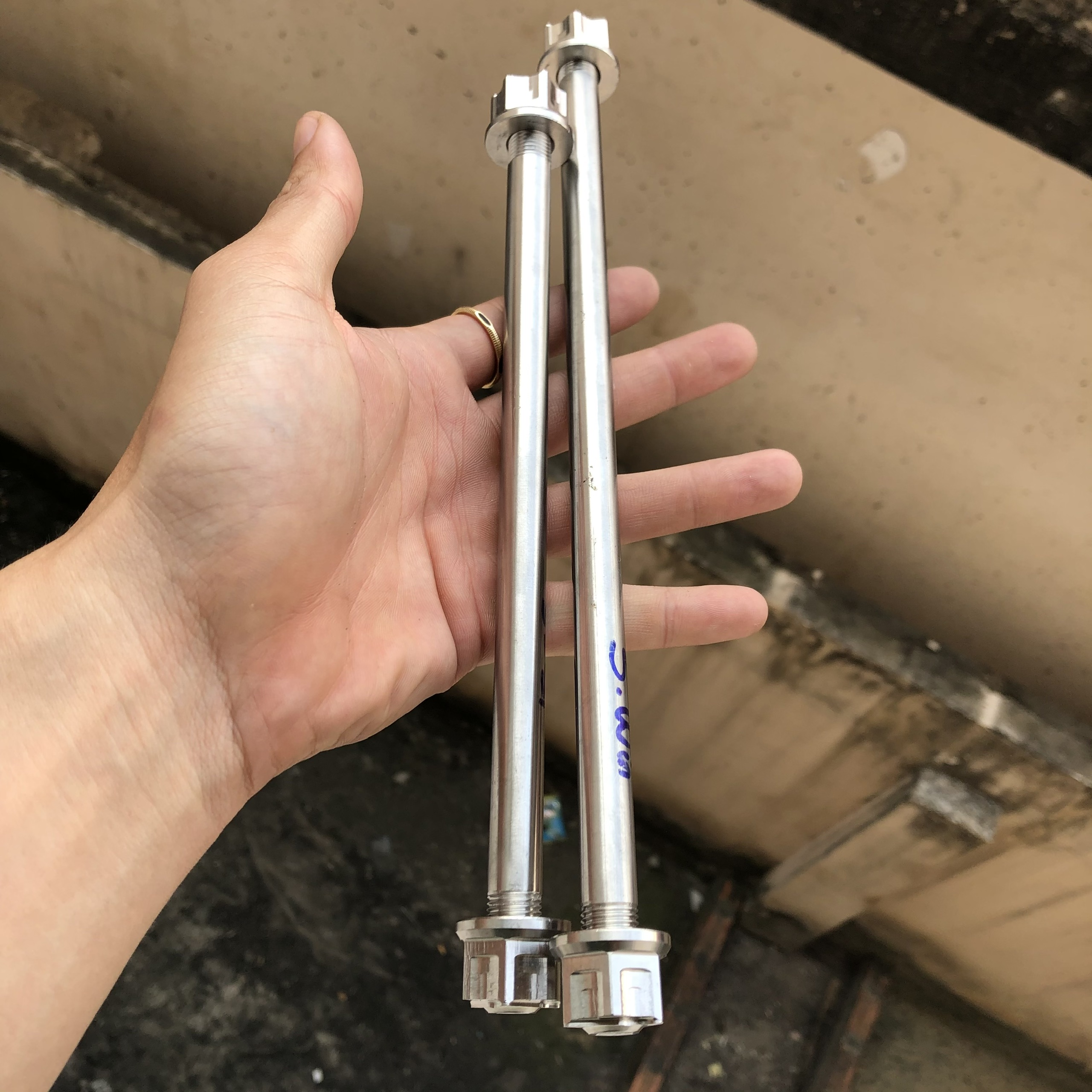 [HCM]Combo cốt + tán bít đầu 3 đao - [hỗ trợ ship + giảm giá] dành cho xe Honda