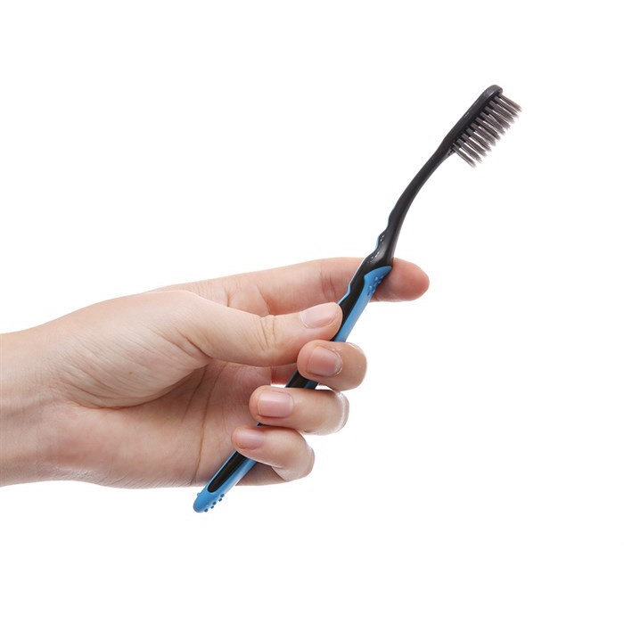 Bàn Chải Đánh Răng Colgate Slim Soft Charcoal (Lông Đen)