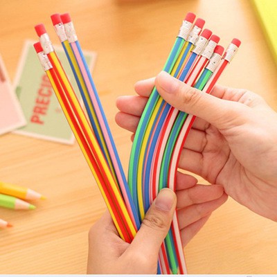Bút chì uốn cong siêu dẻo dễ thương cho bé