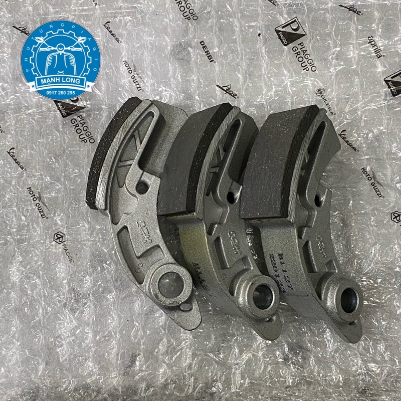 Bố ba càng ( Má côn sau ) Piaggio - Vespa ( chính hãng )