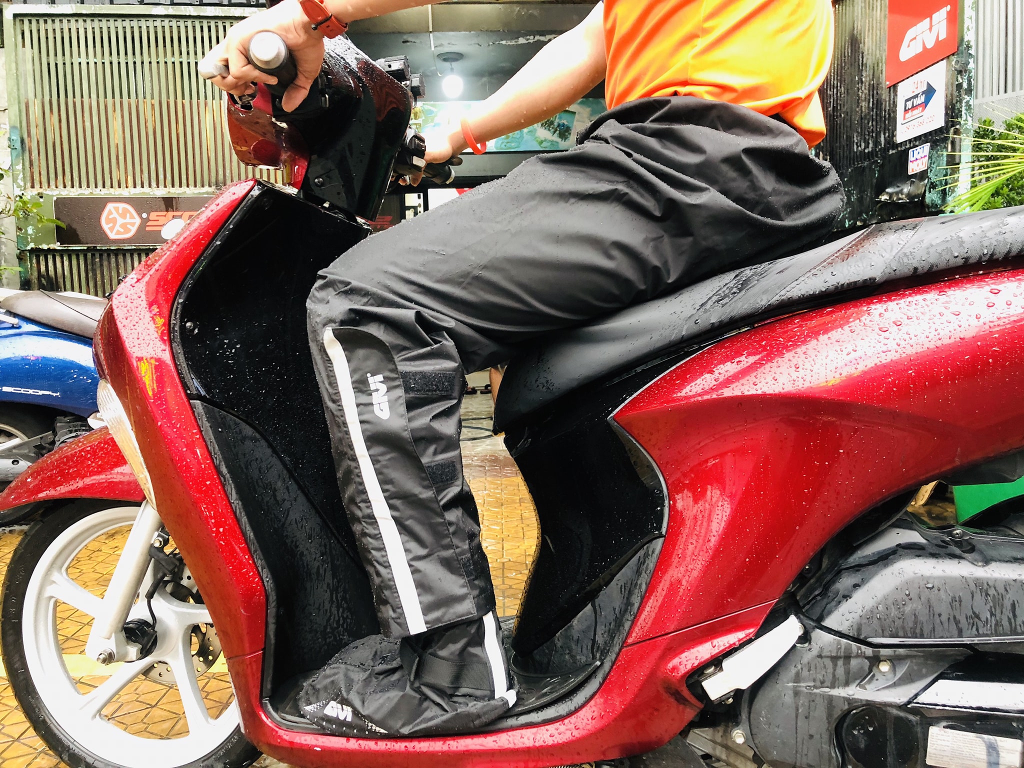 Quần chống nước Givi CRT01 (Quần đi mưa Givi)