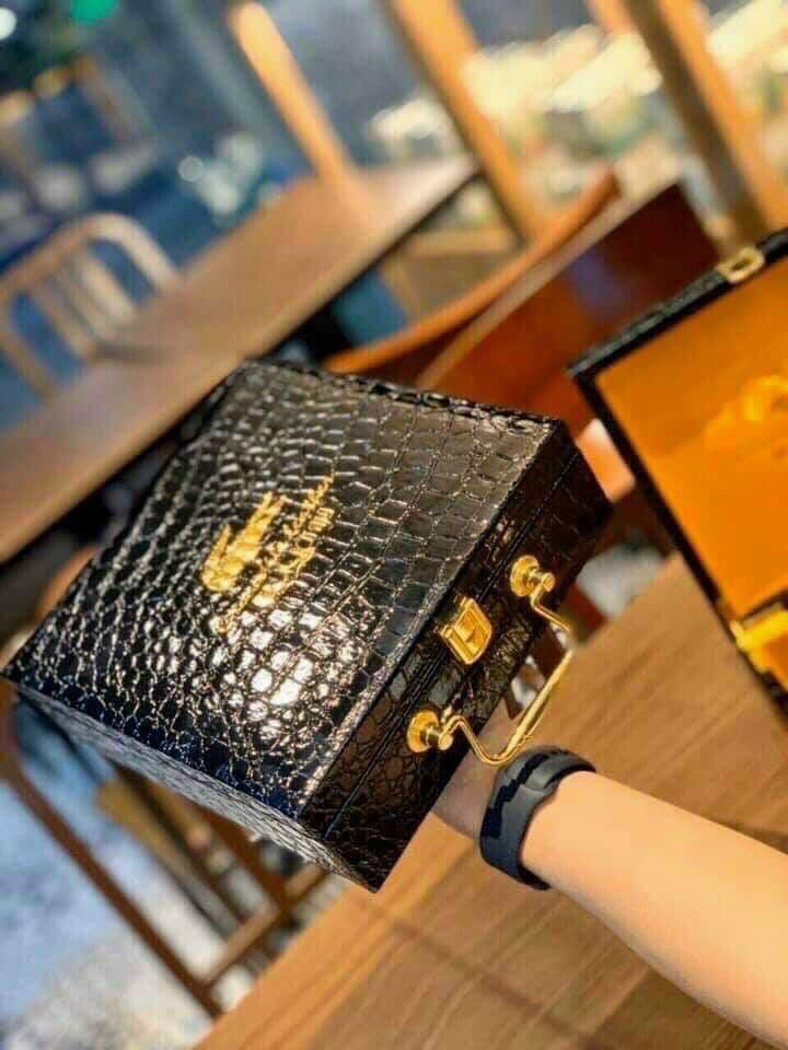Thắt lưng da cá sấu- thắt lưng da thật- thắt lưng cá sấu kèm hộp