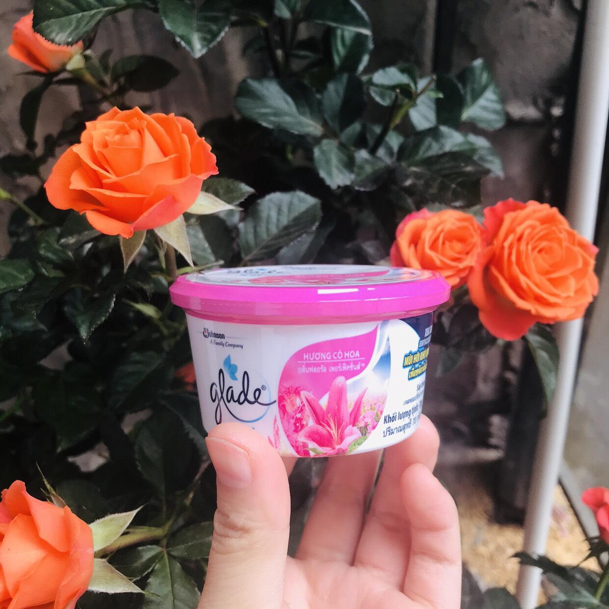 [HÀNG THÁI] COMBO 2 SÁP THƠM PHÒNG GLADE HƯƠNG CỎ HOA 70G